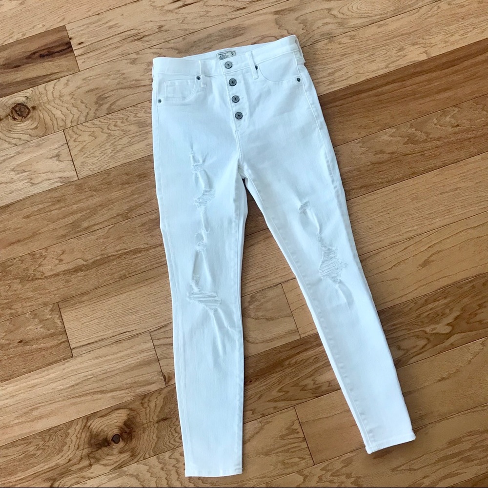 White Abercrombie & Fitch denim